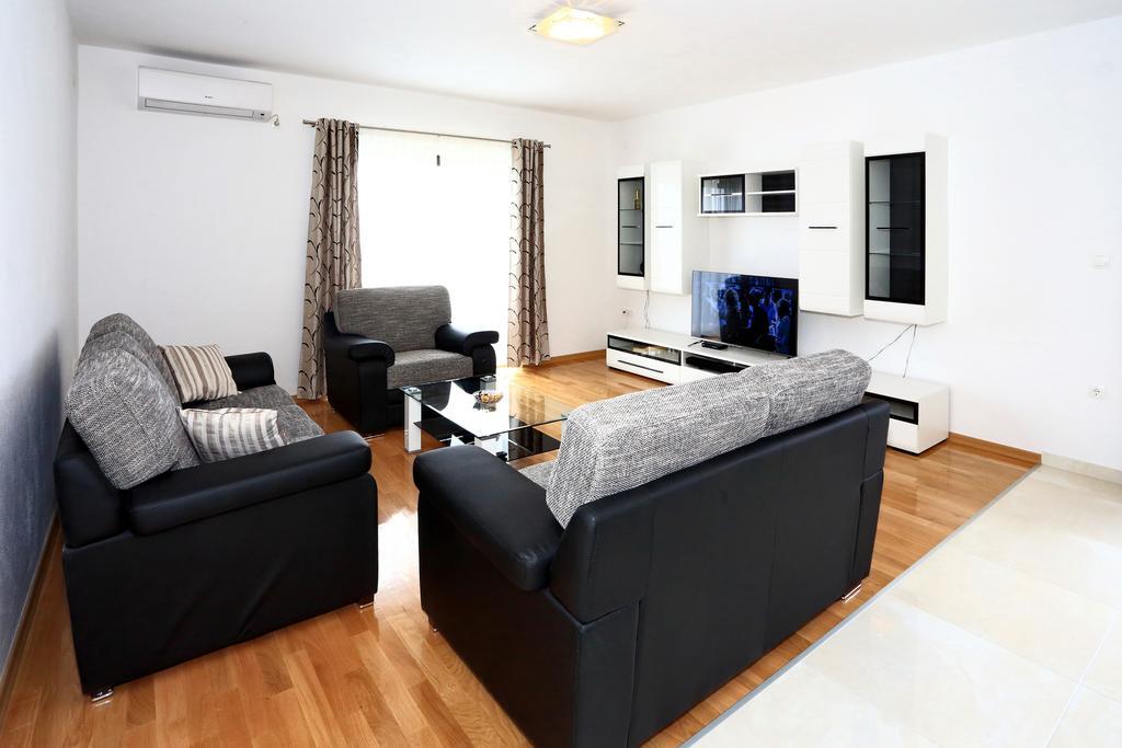Apartment Ante Bibinje Phòng bức ảnh
